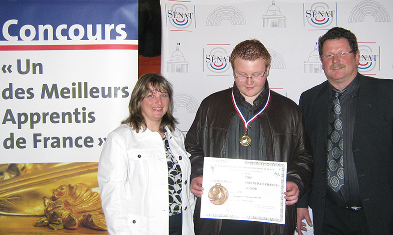 Remise de la médaille de meilleur apprenti de France au sénat